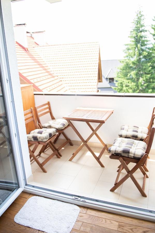 Apartman Ena วลาซิส ภายนอก รูปภาพ