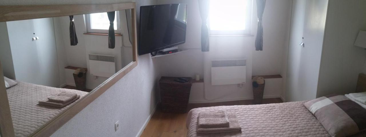 Apartman Ena วลาซิส ภายนอก รูปภาพ